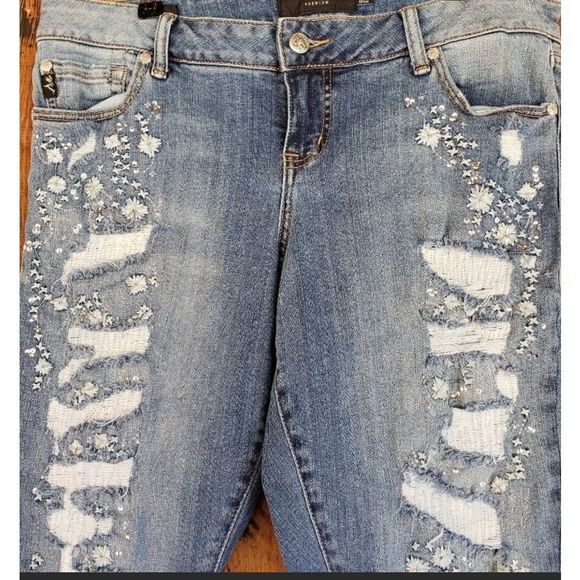 Torrid Blue Distressed Boyfriend Jeans Size 14 - Picture 1 of 7